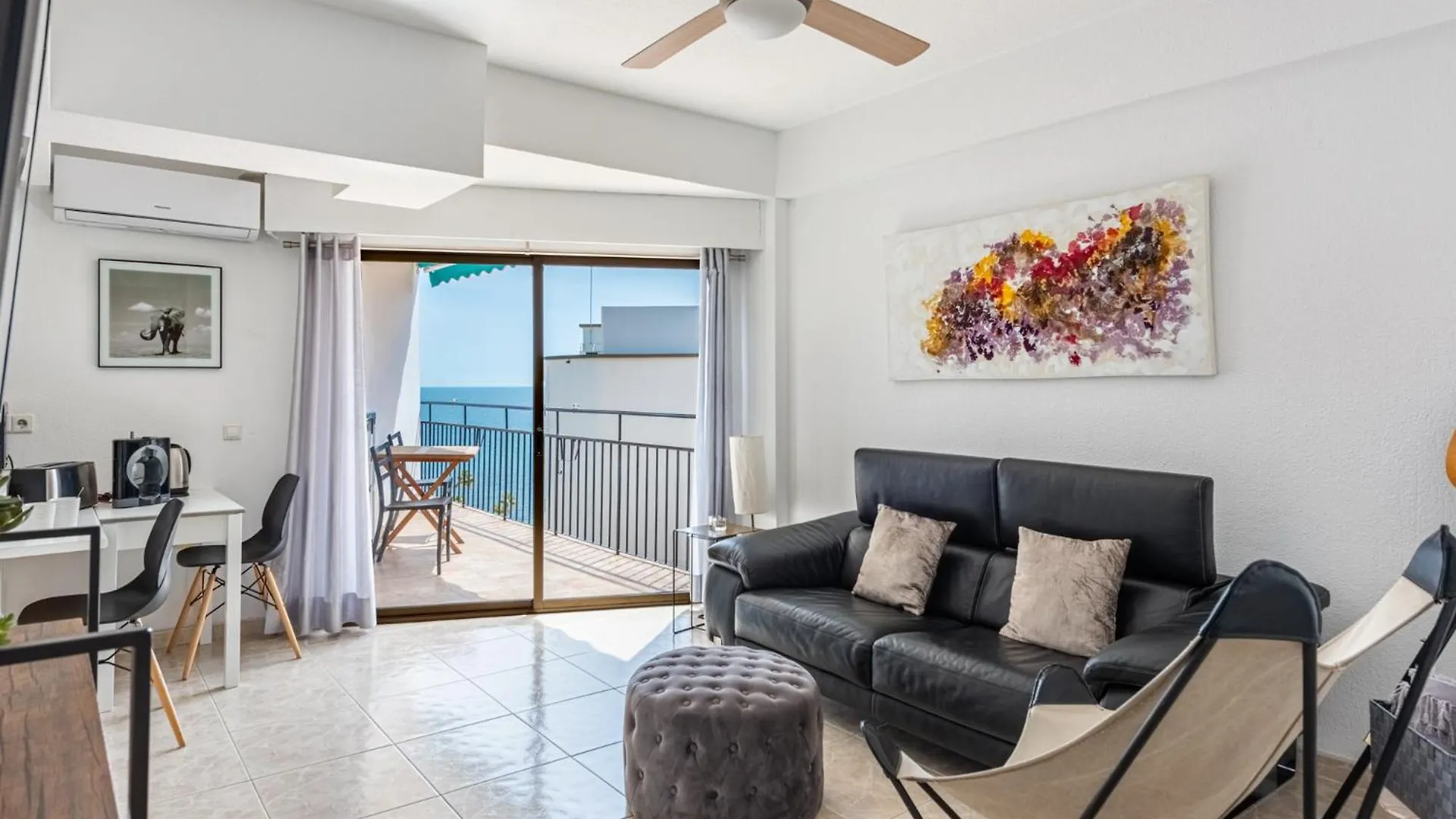 Amazing 2 Bedrooms Apartment In Marbella Centre