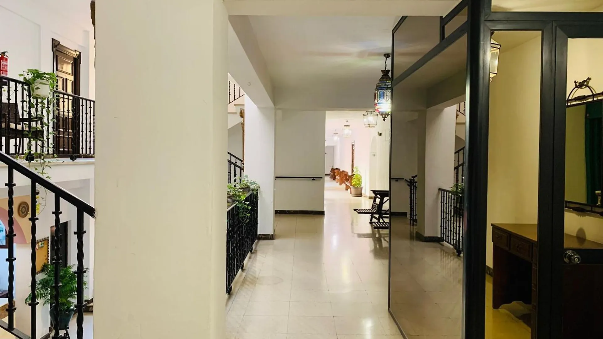 Amazing 2 Bedrooms Apartment In Marbella Centre