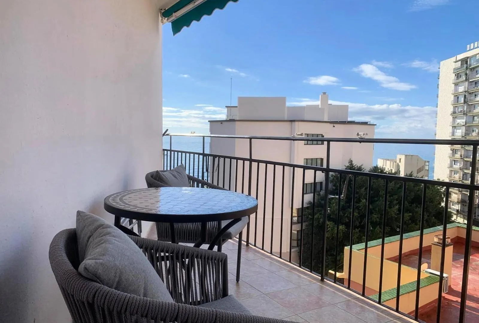 Amazing 2 Bedrooms Apartment In Marbella Centre